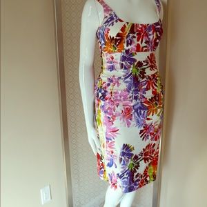 Multi colored midi dress with scoop neck